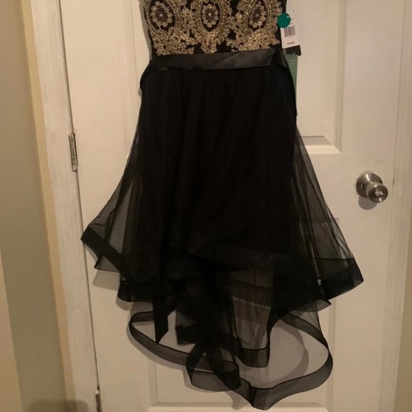 Semi formal gown NWT CITY Triangles - Picture 6 of 8